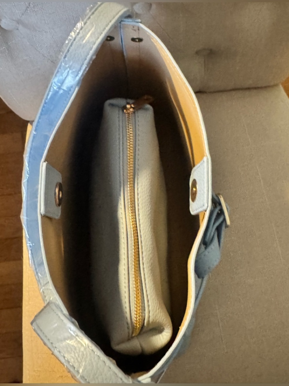 Ello Ice Blue Vegan Leather Bucket Shoulder Bag w/ Belt Detail & Pouch - Picture 13 of 17